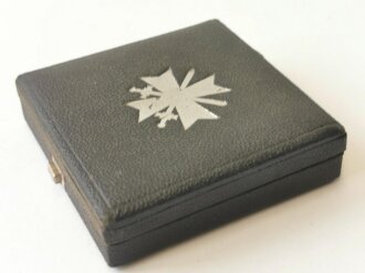 Etui zum  Kriegsverdienstkreuz 1. Klasse mit Schwertern