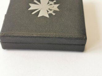 Etui zum  Kriegsverdienstkreuz 1. Klasse mit Schwertern