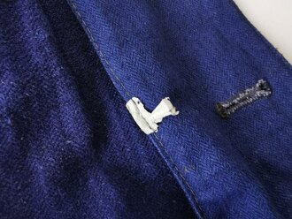 Blaue Drillichjacke, wohl Luftwaffe, ungereinigtes Stück