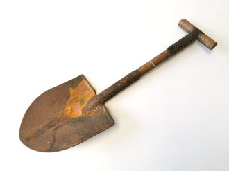 U.S. 1942 dated T - handle shovel, original paint