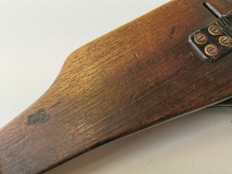 1. Weltkrieg, Pistolentasche für die lange Pistole 08 mit Anschlagbrett. Die Tasche datiert 1918 in gutem Zustand. Beim Brett Teil der Belederung restauriert.