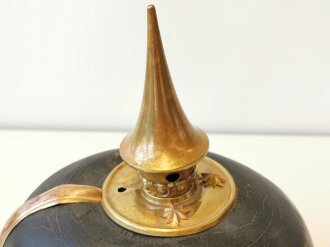 Korpus für eine Pickelhaube als Restaurationsprojekt