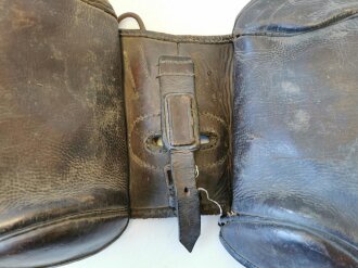 1. Weltkrieg, Paar Packtaschen für Berittene in ungereinigtem Zustand