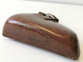 1.Weltkrieg, Koffertasche P08 datiert 1915. Ungeschwärztes Stück in sehr gutem Zustand