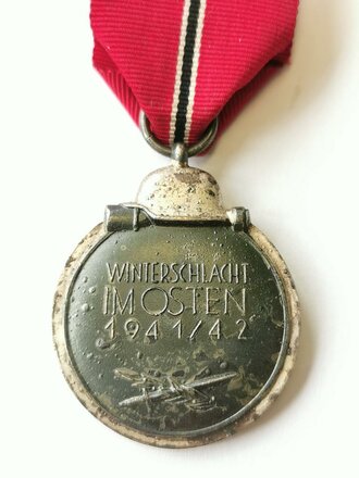 Medaille Winterschlacht im Osten, Hersteller 18 im Bandring Wurster