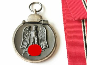 Medaille Winterschlacht im Osten, Hersteller 110 im Bandring Otto Zappe, Gablonz
