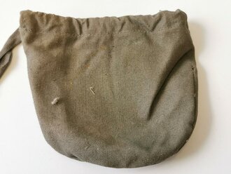 Abschnürbinde zur Aderpressung in Tasche , gehört unter anderen in den Verbandkasten der Wehrmacht