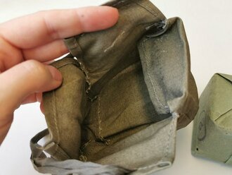 Kombiniertes Preßstück datiert 1941 in Tasche, gehört so in den Verbandkasten