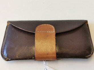 Sanitätsverbandzeug in Tasche aus Ersatzmaterial datiert 1942