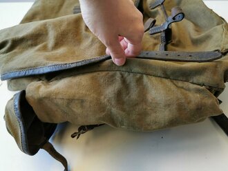 Heer, Rucksack für Angehörige der Gebirgstruppen datiert 1942. Ungereinigtes, getragenes Stück