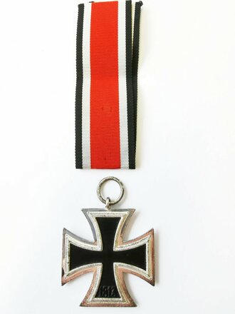 Eisernes Kreuz 2. Klasse 1939, im Ring markiert " 100" für Rudolf Wächtler & Lange, Mittweida