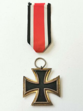 Eisernes Kreuz 2. Klasse 1939, im Ring markiert " 27" für Firma Anton Schenkl´s Nachfolger, Wien