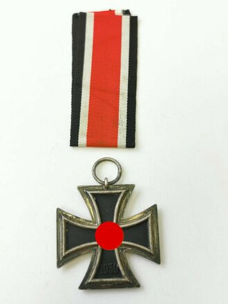 Eisernes Kreuz 2. Klasse 1939, im Ring markiert " 24" für Arbeitsgemeinschaft der Hanauer Plakettenhersteller, Hanau am Main