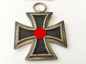 Eisernes Kreuz 2. Klasse 1939, im Ring markiert "...