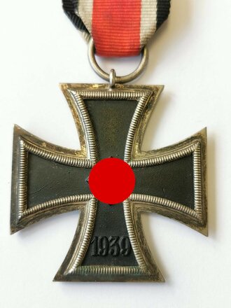 Eisernes Kreuz 2. Klasse 1939, Magnetisch, ohne Markierung, wird Otto Schickle in Pforzheim zugeordnet