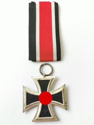 Eisernes Kreuz 2. Klasse 1939, im Ring markiert " 13" für Gustav Brehmer, Markneukirchen