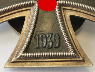 Eisernes Kreuz 1. Klasse 1939 am Schraubscheibe, Magnetisch, Hersteller "L58"  für Rudolf Souval, Wien. Im LDO Etui