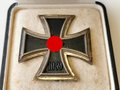 Eisernes Kreuz 1. Klasse 1939, Magnetisch, ohne Herstellermarkierung. Im Etui