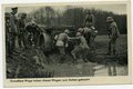 Ansichtskarte "Grundlose Wege haben diesen Wagen zum Stehen gebracht", datiert 1940