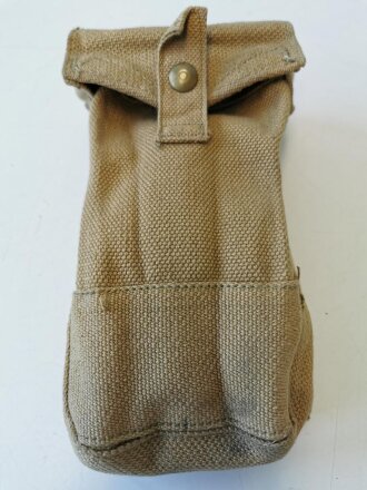 Canadian 1943 dated Patern 37 basic ammo pouch. Unused, 1 piece