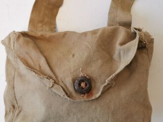 British 1942 dated Anti Tank rifle magazin bag