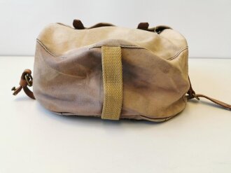 British 1941 dated Horse bag in very good condition