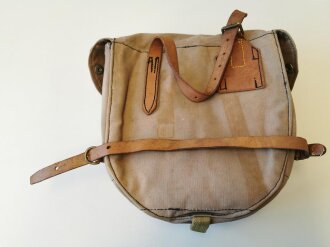 British 1941 dated Horse bag in very good condition