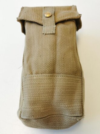 British Pattern 37 basic ammo pouch dated 1940