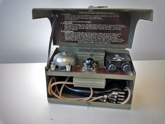 British WWII Field Telephone D MkV, loooks complete, function not checked