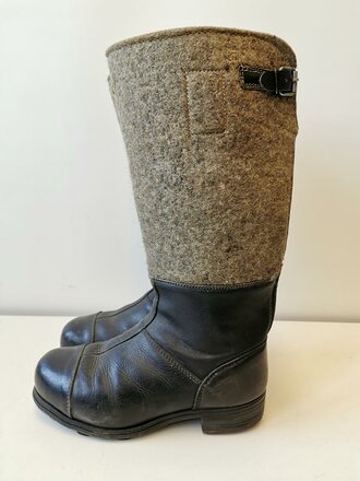 Paar Winterstiefel Wehrmacht , getragenes Paar in ordentlichem Zustand, in den Laschen Reichsbetriebsnummer gestempelt