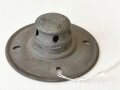 1. Weltkrieg, Teller für die Spitze einer Pickelhaube für Mannschaften, Eisen, original feldgrau lackiert.