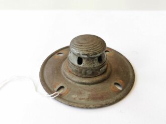 1. Weltkrieg, Teller für die Spitze einer Pickelhaube für Mannschaften, Eisen, original feldgrau lackiert.