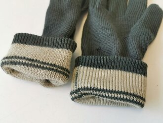 Paar Strickhandschuhe Wehrmacht, leicht getragenes Paar