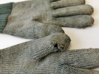 Paar Strickhandschuhe Wehrmacht, stark getragenes Paar