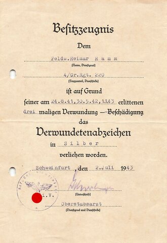 Gruppe Verleihungsurkunden für den Träger des Deutschen Kreuz in Gold Unteroffizier Reimar Ramm, Angehöriger IR/ Gr. 220. Seltener Nachlass eines tapferen Feldwebel.