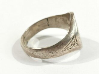 Afrikakorps Fingerring "Tunis 1943" Getragenes Stück