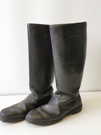 Paar Stiefel für Unteroffiziere der Wehrmacht. Schweres Paar aus dickes Leder, Sohlenlänge 30,5cm, guter Zustand