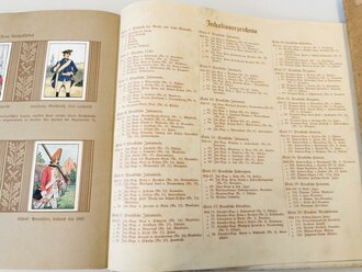 Sammelbilderalbum "Deutsche Uniformen" - Album: Zeitalter Friedrichs des Großen, 42 Seiten, komplett, im Umkarton