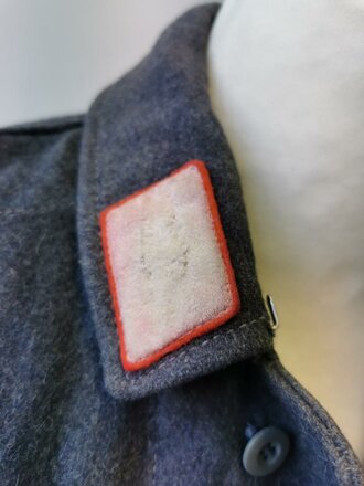 Luftwaffe Fliegerbluse für einen Angehörigen der Division "Hermann Göring". Original vernähtes Stück, ungereinigter Dachbodenfund