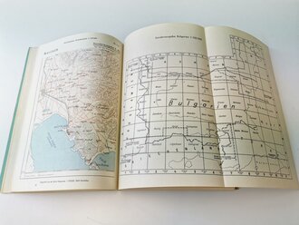 "Anweisung für die Ermittlung der Schießgrundlagen aus den Karten und Festpunktverzeichnissen in den Ost- und Südostgebieten Vademecum Ost " datiert 1941, DIN A4, 89 Seiten