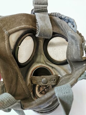 Wehrmacht Gasmaske in Dose Modell 1930, Die Dose Originallack, datiert 1936