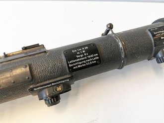 Entfernungsmesser R36 der Wehrmacht, Hersteller  cxn. Originallack, klare Durchsicht, guter Zustand