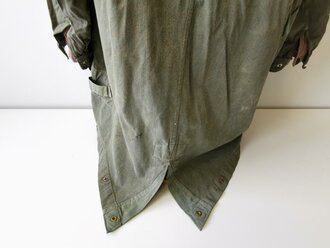 Luftwaffe Fallschirmjäger Knochensack, frühes, grün meliertes Modell, ursprünglich zum einsteigen aber von der Kammer vorschriftsmäßig geändert. Der Adler original aber neuzeitlich vernäht. Getragenes, seltenes Stück