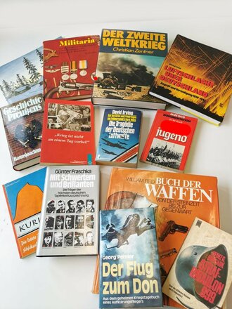 Konvolut Bücher, alles was auf den Bildern zu sehen ist, nicht auf zustand und vollständigkeit überprüft