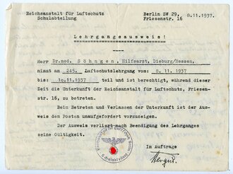 Lehrgangausweis über die Teilnahme an einem Luftschutzlehrgang, datiert 1937