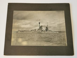 Hartkartonfoto " S.M. Linienschiff Kaiser Wilhelm II"  Maße 29,5 x 35,5cm