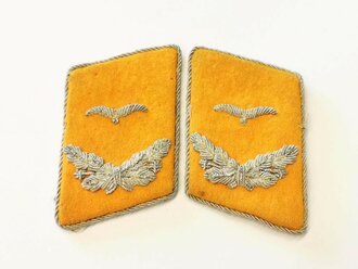 Luftwaffe, Fliegende Truppe, Paar Kragenspiegel für einen Leutnant, Korrossionsspuren