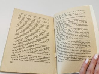 "Elf Monate hinter der Maginotlinie", A5, datiert 1941, 144 Seiten