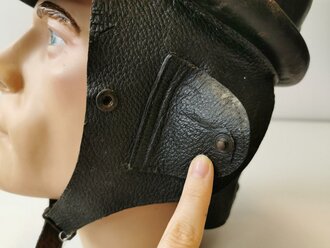 NSKK Motorrad Sturzhelm nach Vorschrift. Getragenes Stück mit RZM Etikett, Adler 1. Modell.