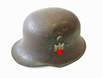 Stahlhelm für eine Kinderuniform, Originallack mit...